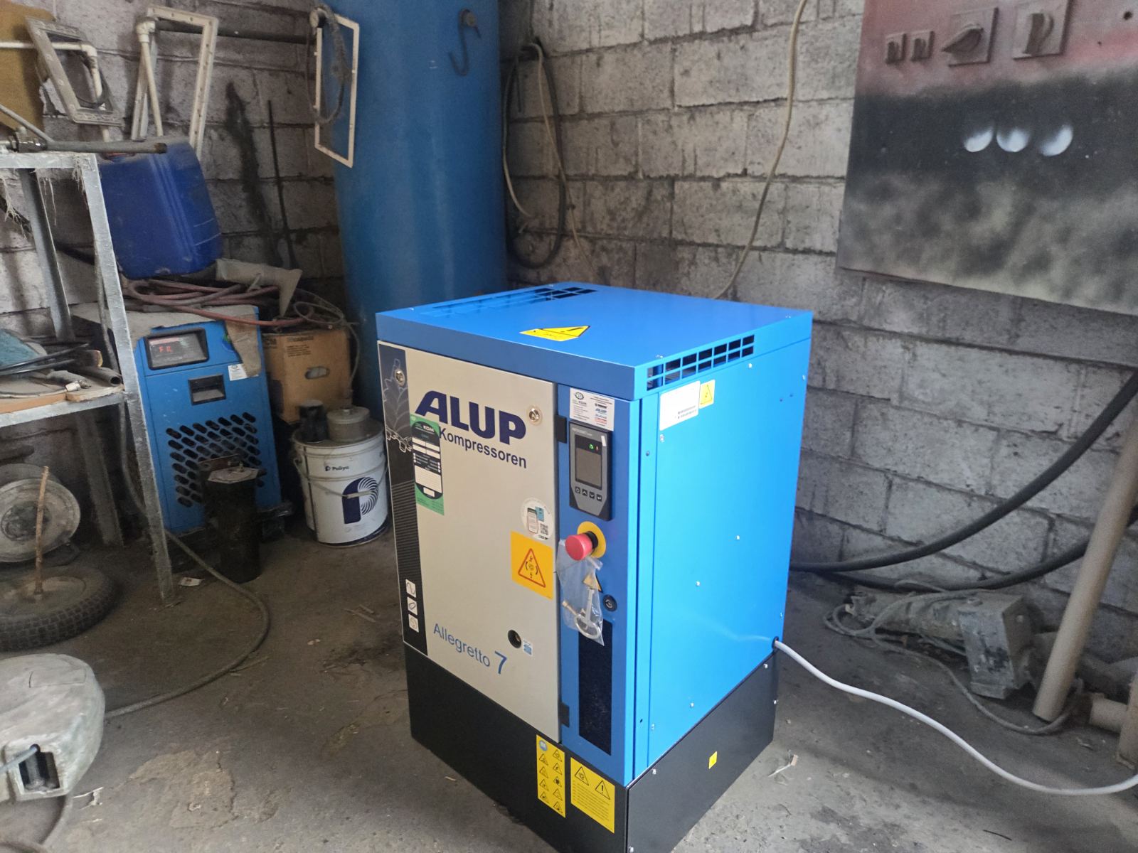 ALUP Allegretto 7 завоен компресор инсталиран од Дил Ком
