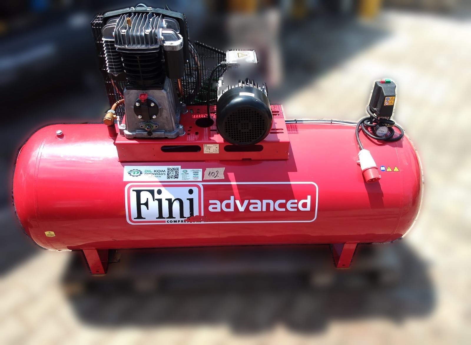 Половен клипен компресор Fini Advanced 5,5 kW 500 L